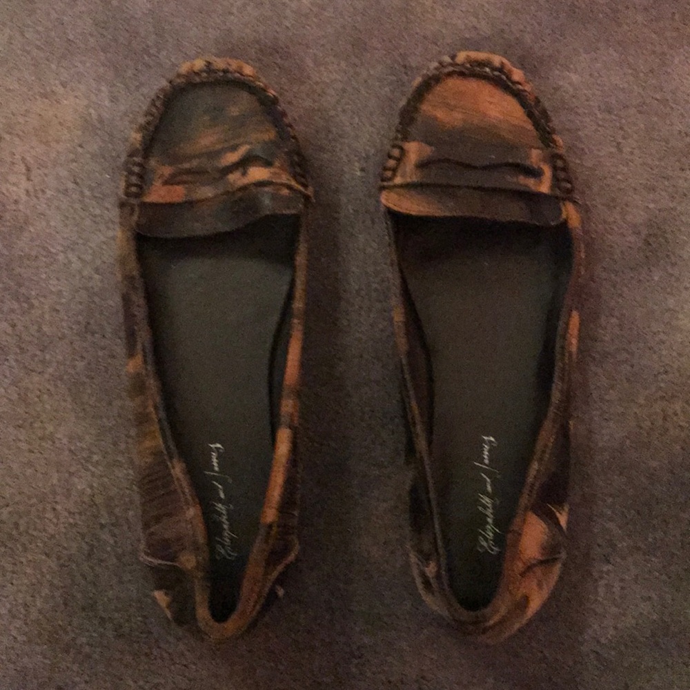 Elizabeth and James leather flats